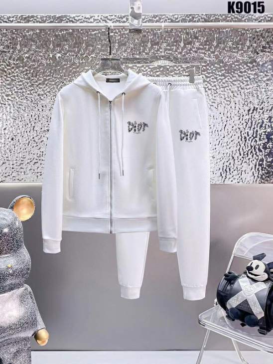 Picture of Dior Sweater Suits _SKUDiorM-5XLkdtr3438865